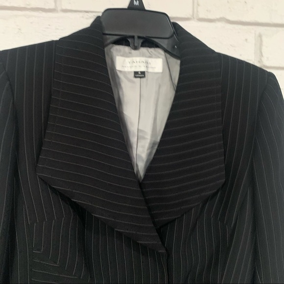 Tahari Arthur S. Levine Striped Belt Blazer - Picture 2 of 8